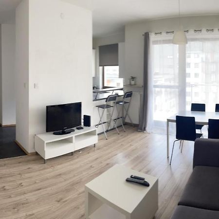 Apartament Obrzezna Airport Apartment Warsaw Luaran gambar